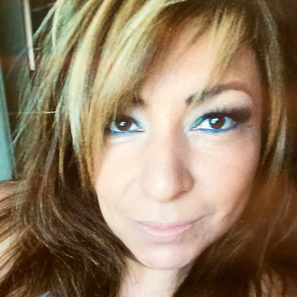 Meet your Posher, Candelaria